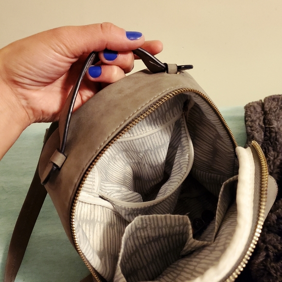 Small Backpack - Picture 3 of 3